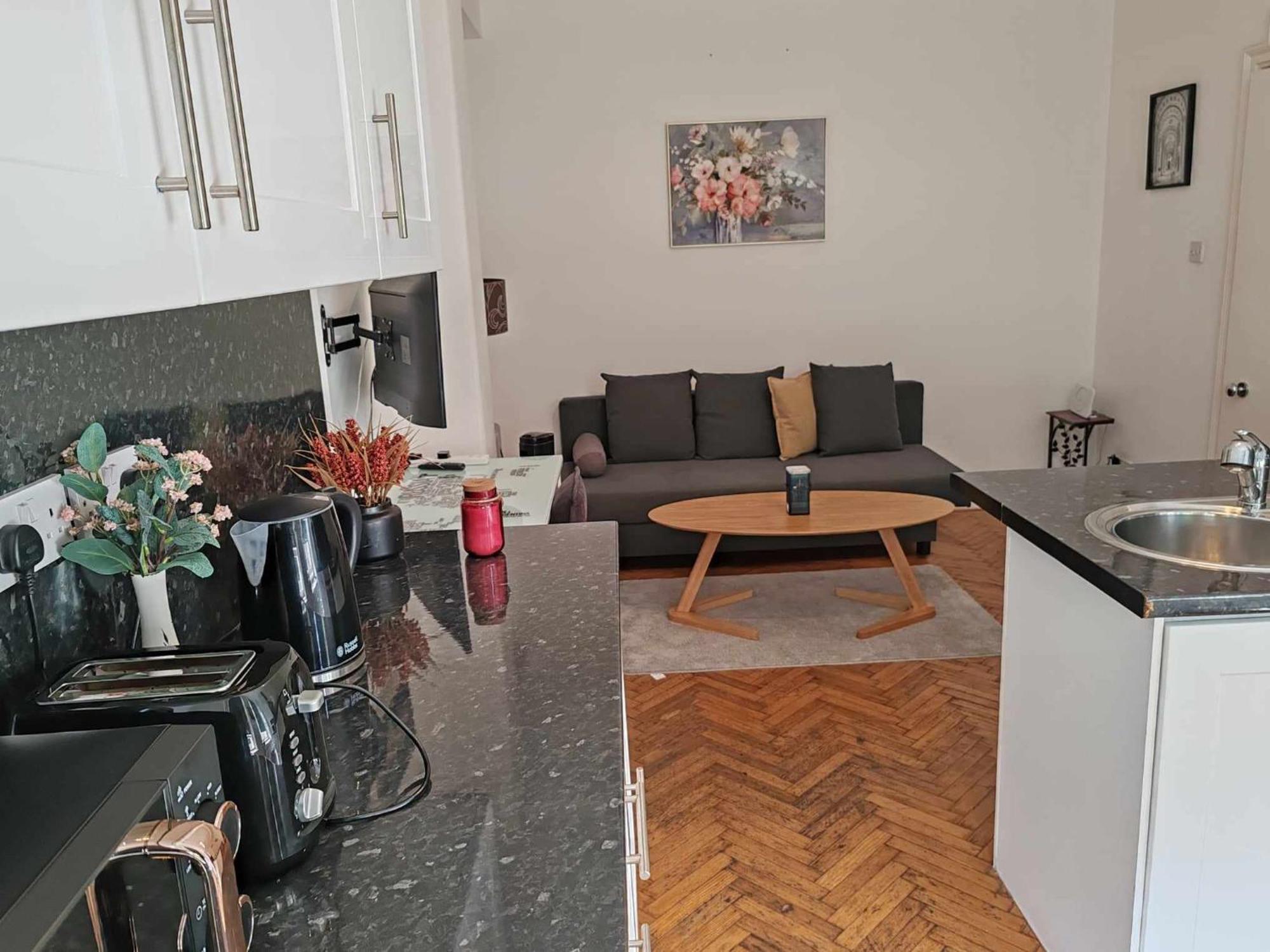 One Bedroom Apartment By Bayswater, Hyde Park Londra Exterior foto
